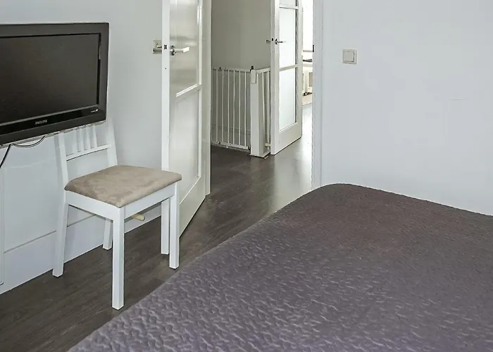 Awesome In Bergen An Zee Apartment *