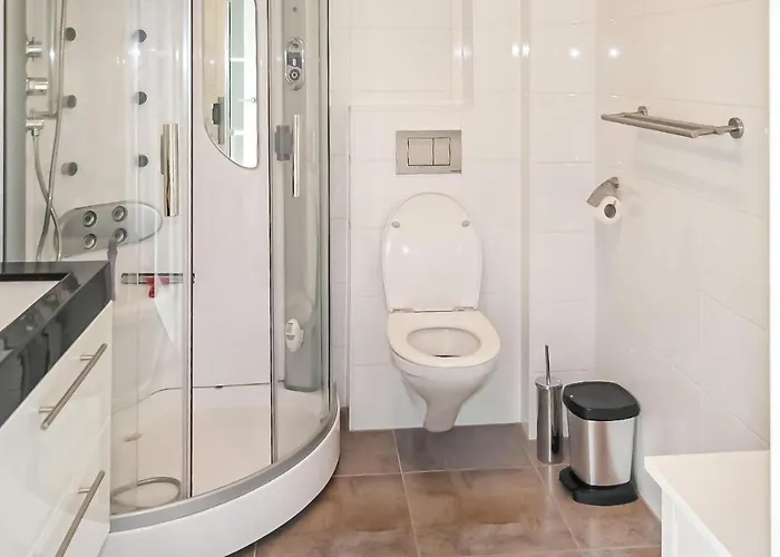 Awesome In Bergen An Zee Bergen aan Zee